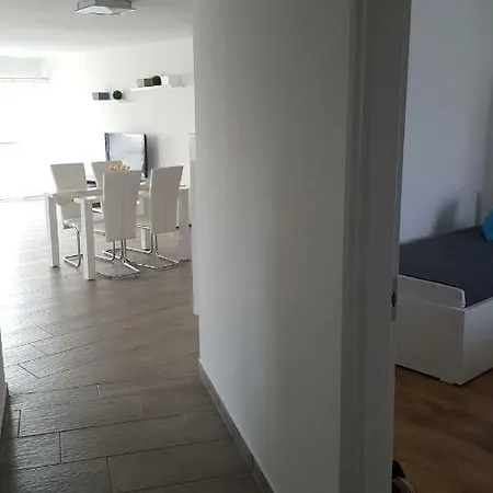 Olive Apartman *