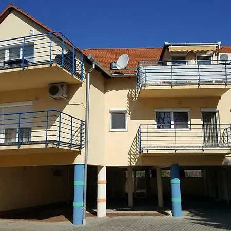 Olive Apartman Lejlighed *